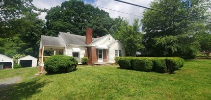 Building Photo - 4010 Reich St