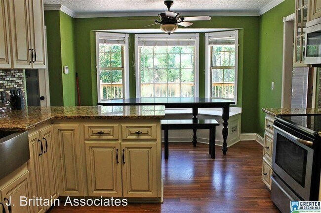 Building Photo - 3 br, 2 bath House - 2208 Westwood Drive