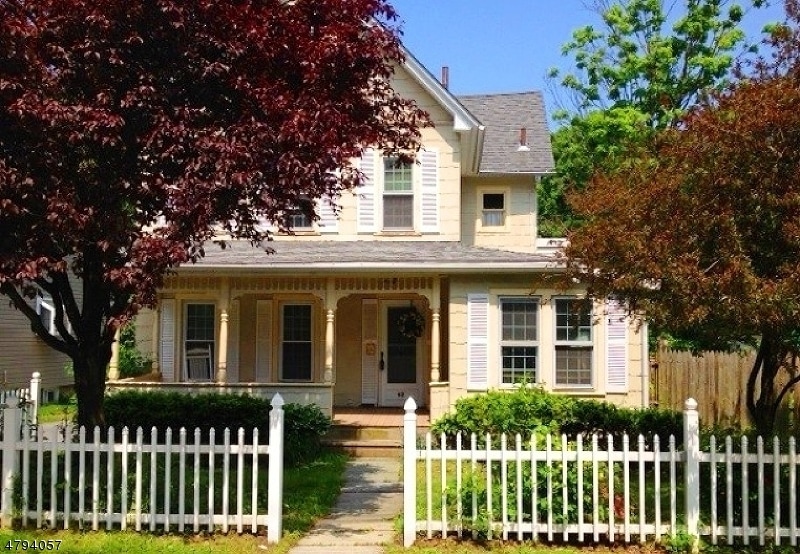 Primary Photo - 62 Woodside Ave