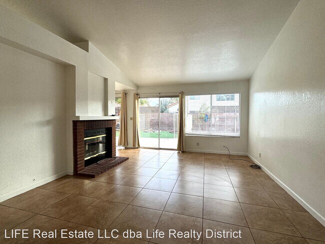 Foto del edificio - 3 br, 2 bath House - 6725 Trammel CT