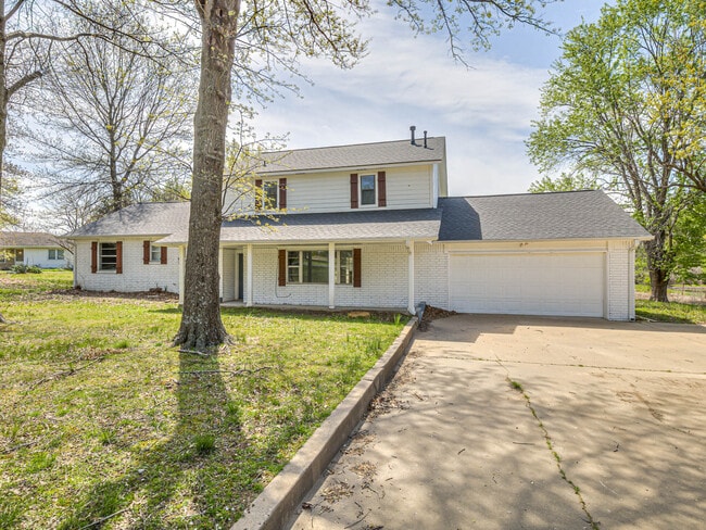 Building Photo - 8266 E 485 Rd