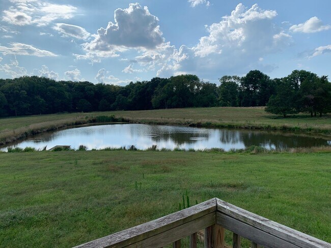 Foto del edificio - Country Living for Lease