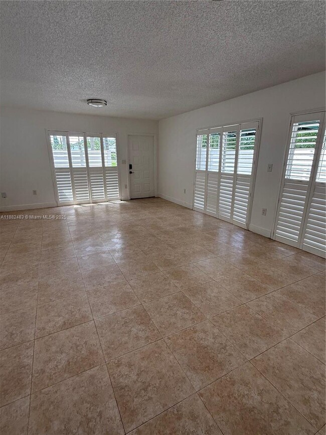 Foto del edificio - 14378 SW 96th Terrace