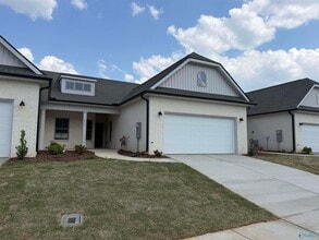 Building Photo - 6061 Gardner Maples Dr SE