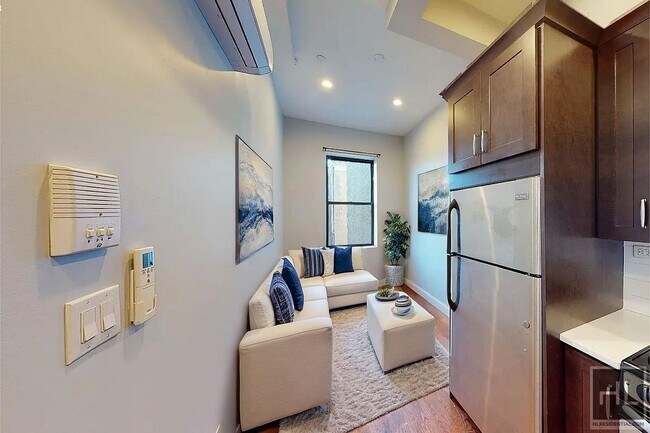 Foto del edificio - Gorgeous 1 Bedroom on Striver's Row!