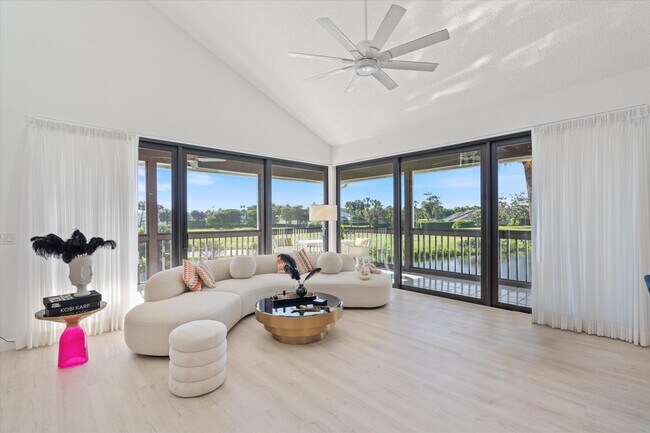 Building Photo - 19317 Sabal Lake Dr