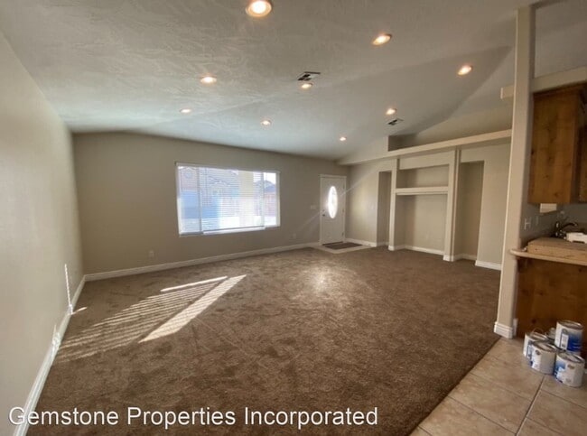 Building Photo - 3 br, 2 bath House - 160 Grouse Drive