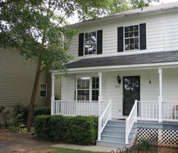 Building Photo - 4644 Briarwood Dr