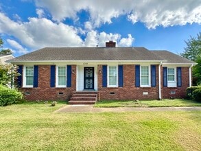 Building Photo - 4799 Welchshire Ave