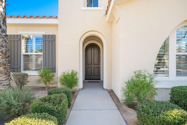 Foto del edificio - 61462 Sapphire Ln