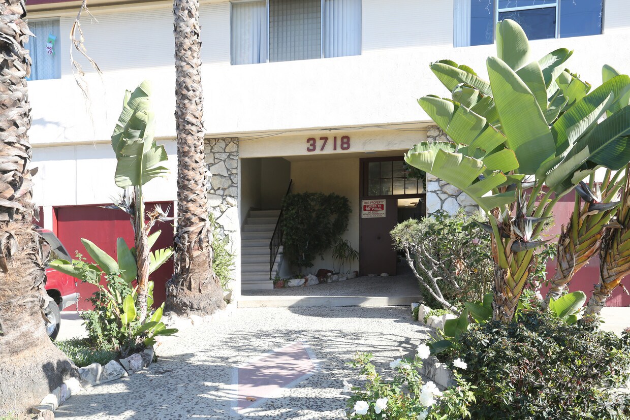 3718 Clarington Ave, Los Angeles, CA 90034 Apartments in Los Angeles