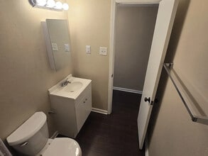 Building Photo - Vista Apartments