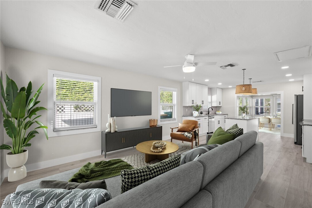 Foto principal - 527 97th Ave N