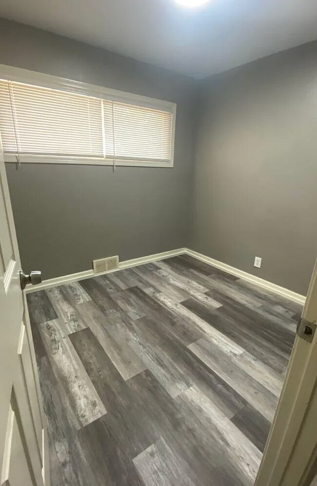 Foto del edificio - 4 Bed, 1 Bath Home in South Kansas City!