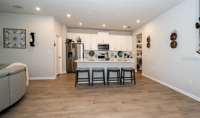 Foto del edificio - 26082 Woven Wicker Bnd