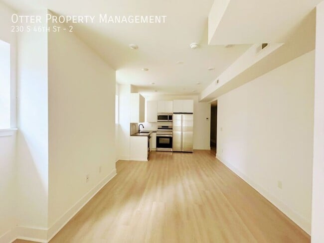 Building Photo - 230 S 46th St
