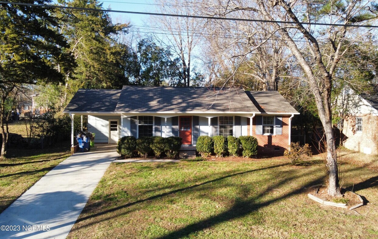 2909 Gladstone Dr, Raleigh, NC 27610 House Rental in Raleigh, NC