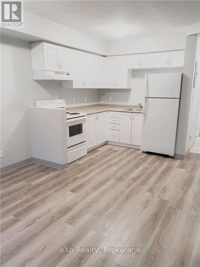 Photo du bâtiment - 593 Strasburg Rd