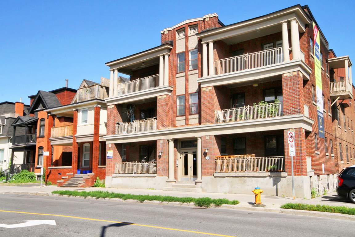 Primary Photo - 447 Somerset