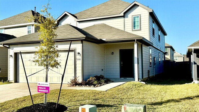 Building Photo - 2340 Mooneye Ct