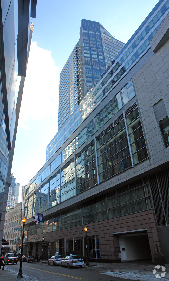 Building Photo - Ritz-Carlton Residences Tower 2