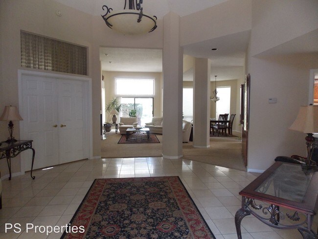 Foto del edificio - 11505 Woodmar Ln NE
