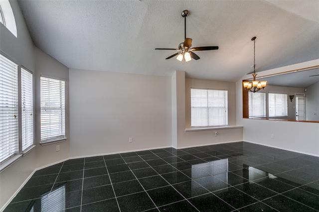 Foto del edificio - 908 Gordon Oaks Dr