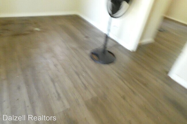 Foto del edificio - 3 br, 1 bath House - 5241 South 7th