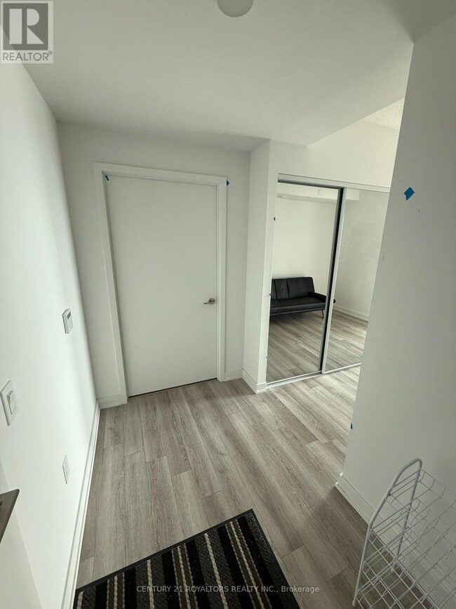 Photo du bâtiment - 238-3238 Simcoe St