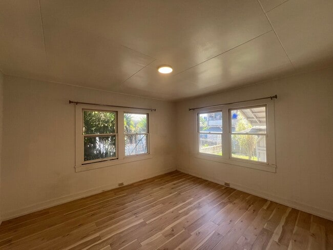 Building Photo - 779 Mahiai Pl