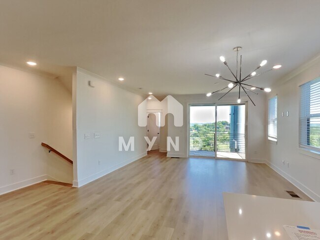 Foto del edificio - 428 38th Ave N Unit 4