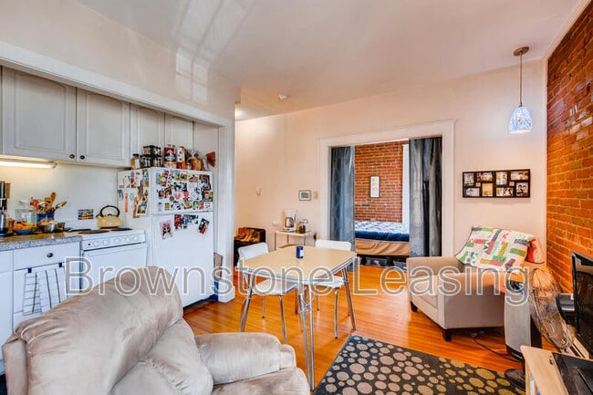 Photo - 1035 N Marion St Apartment