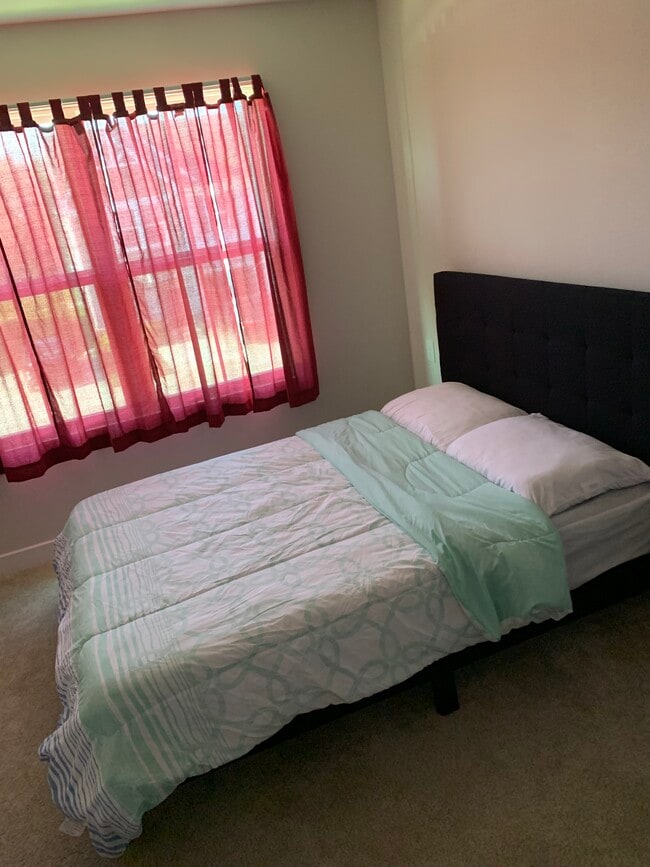 Foto del edificio - 28056 Dew Drop Ln