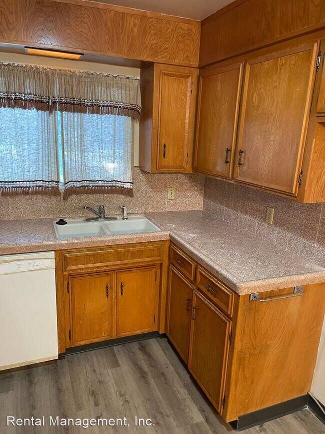 Building Photo - 3 br, 2 bath House - 2123 Arden Ln.