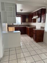 Building Photo - 3913 W 118th St