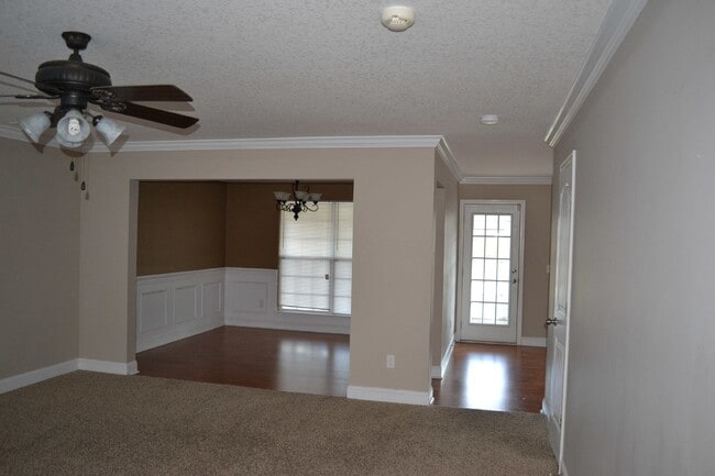 Building Photo - Home for Rent