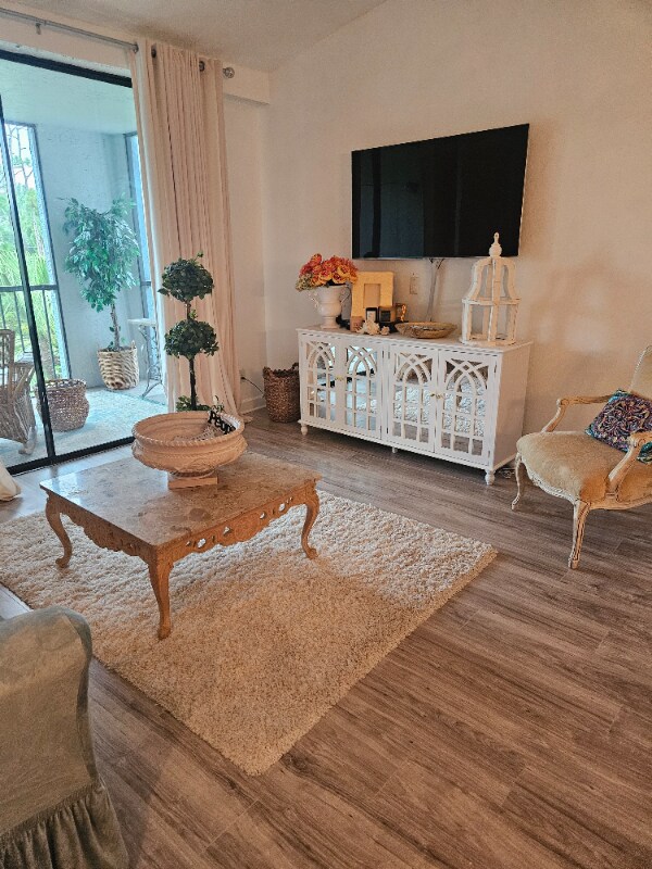 Foto del edificio - 13545 Eagle Ridge Dr
