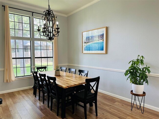 Building Photo - 10702 Mcfarlie Cove