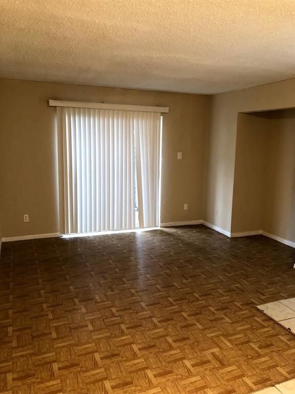 Foto del edificio - 12615 Brookglade Cir