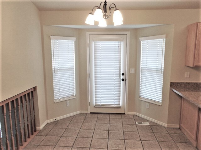 Building Photo - 1109 E 320 S