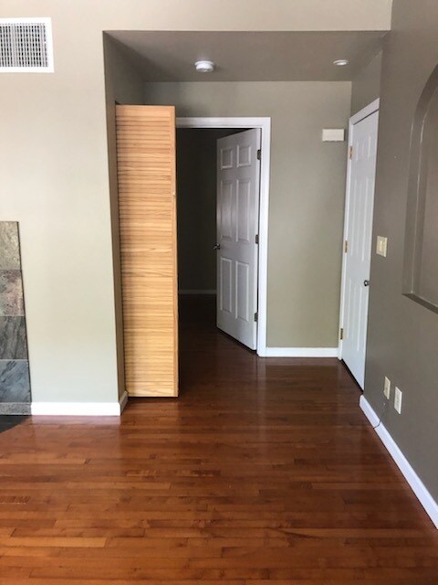 Hallway storage - 2603 University Ave