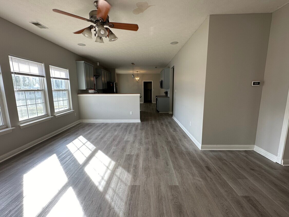 Building Photo - 6501 E Coal Bluff Ct