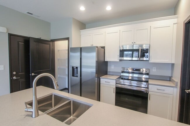 Interior Photo - Fairway Place Apartments