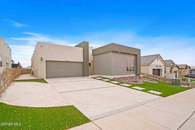 Building Photo - 7348 Mule Team Dr