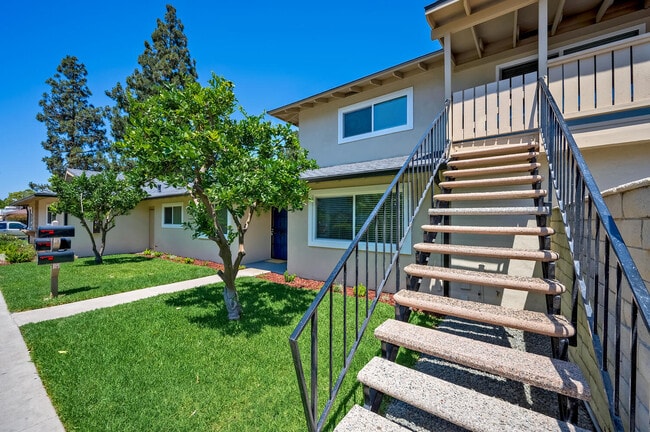 Photo - 2620 W Aurora St (Santa Ana, CA) Apartment