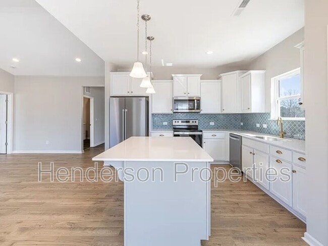 Building Photo - 160 Tillery Ln
