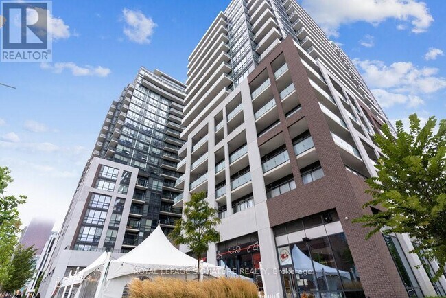 Photo du bâtiment - 460-460 Adelaide St E