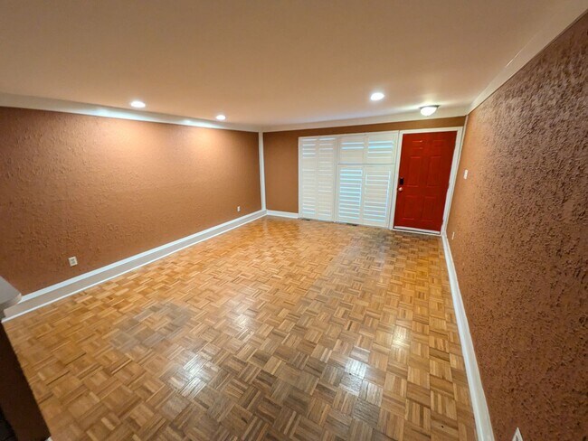 Foto del edificio - 10A Riverhill