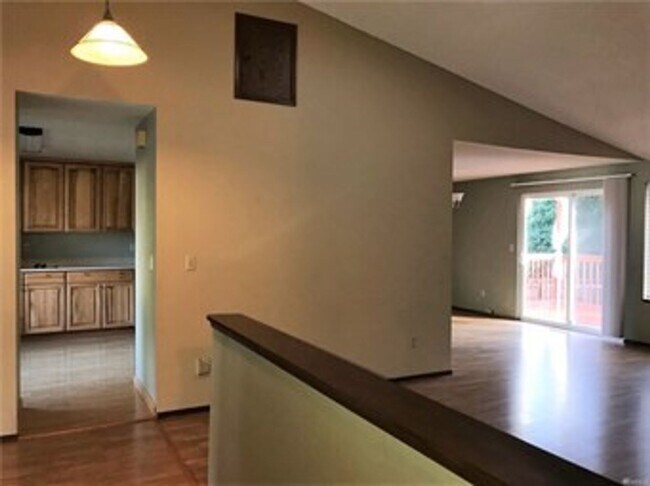 Building Photo - 13840 Crestview Cir NW