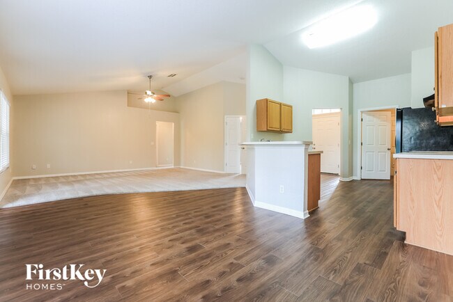 Foto del edificio - 2846 Verde Terrace